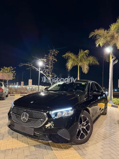 Mercedes E 200 2025 Black Used for Sale - 1