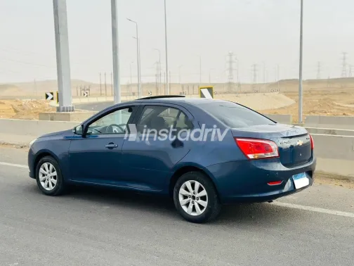 شيفروليه أوبترا 2019 أبيض مستعملة للبيع - 5