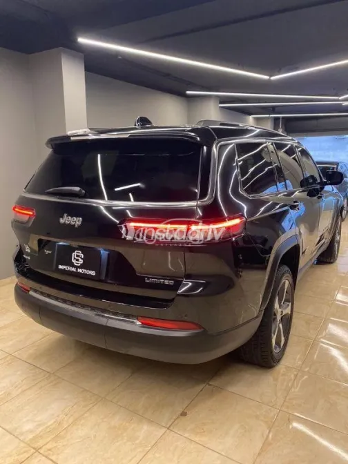 Jeep Grand Cherokee 2024 Black Used for Sale - 7