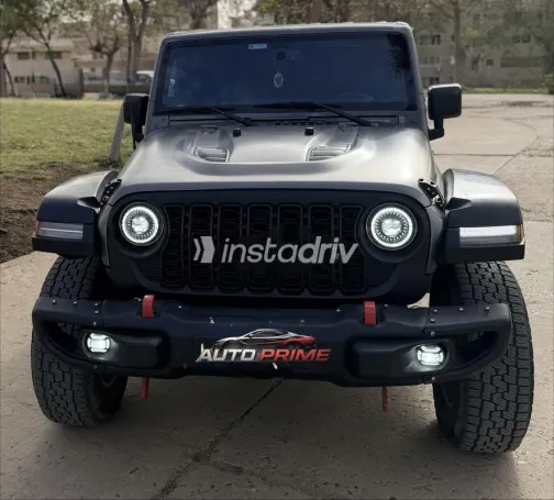 جيب رانجلر 2013 رمادي مستعملة للبيع - 1