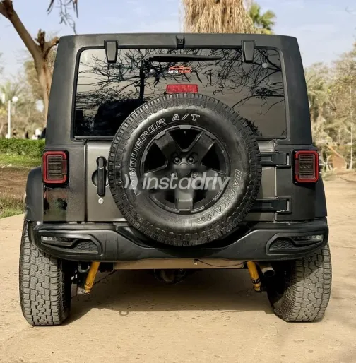 جيب رانجلر 2013 رمادي مستعملة للبيع - 6