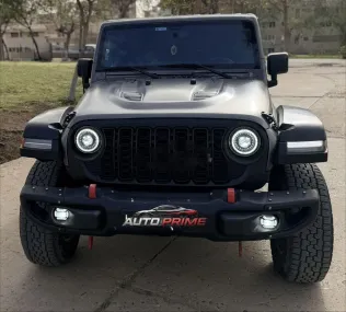 جيب رانجلر 2013 رمادي مستعملة للبيع