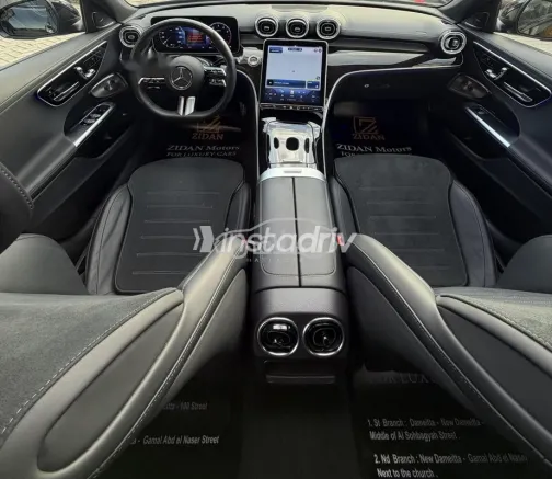 مرسيدس C 200 2024 أسود مستعملة للبيع - 10