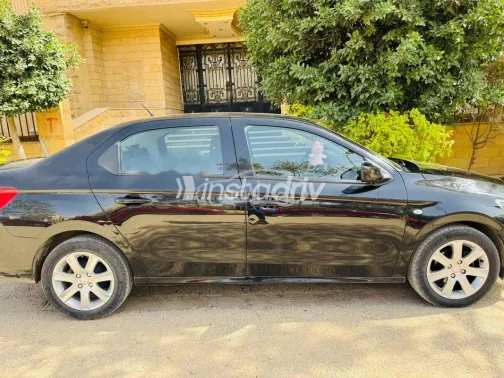 Peugeot 301 2022 White Used for Sale - 3