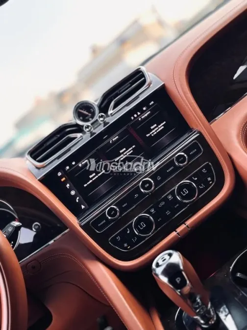 Bentley Bentayga 2022 Dark Blue Used for Sale - 5