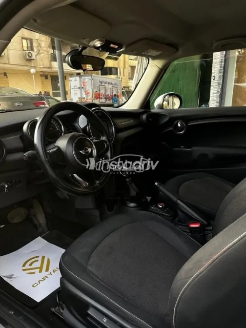 Mini Cooper 2017 Dark Blue Used for Sale - 8