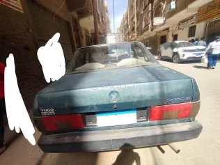 فيات شاهين 2002 أخضر مستعملة للبيع