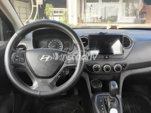 Hyundai Grand i10 2015 Black Used for Sale - 7