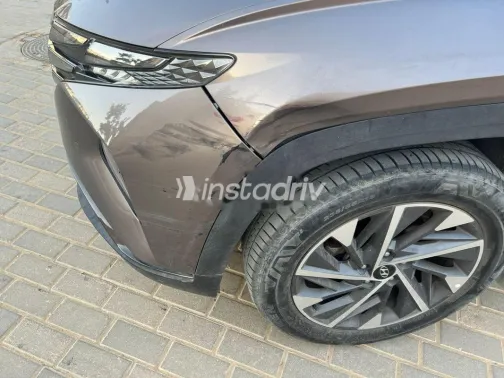 هيونداي توسان 2021 أبيض مستعملة للبيع - 3