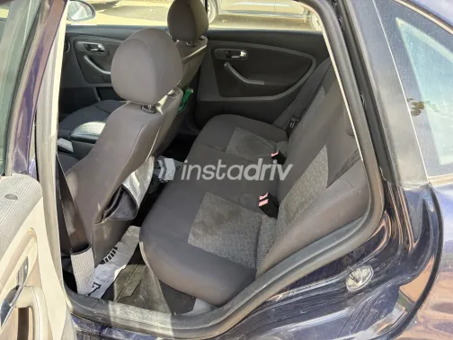 سيات كوردوبا 2009 أبيض مستعملة للبيع - 2