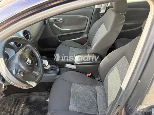 سيات كوردوبا 2009 أبيض مستعملة للبيع - 3