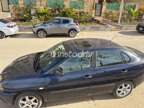 سيات كوردوبا 2009 أبيض مستعملة للبيع - 5