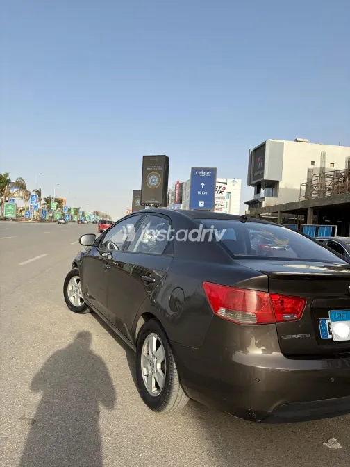 Kia Cerato 2013 White Used for Sale - 6