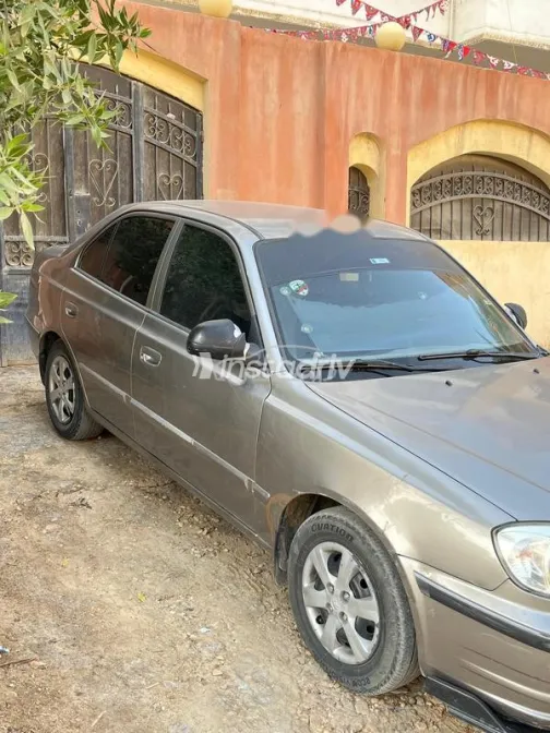 Hyundai Verna 2014 Mocha Used for Sale - 2