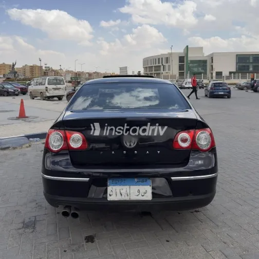 فولكس فاغن باسات 2006 أسود مستعملة للبيع - 4