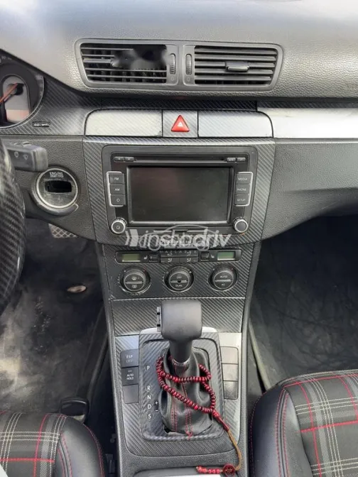 فولكس فاغن باسات 2006 أسود مستعملة للبيع - 9