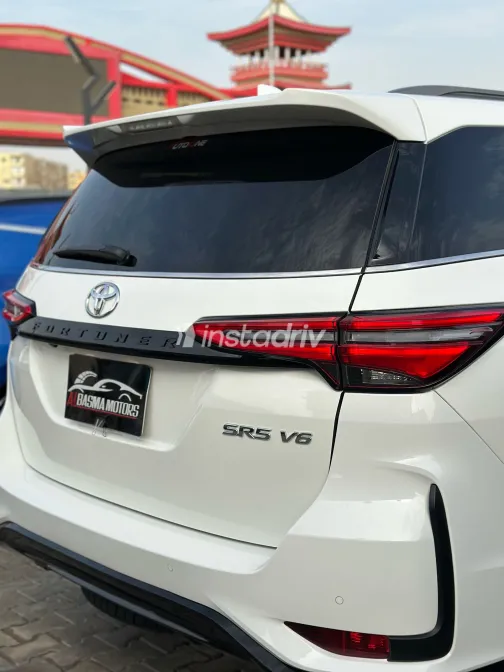 Toyota Fortuner 2024 White Used for Sale - 7
