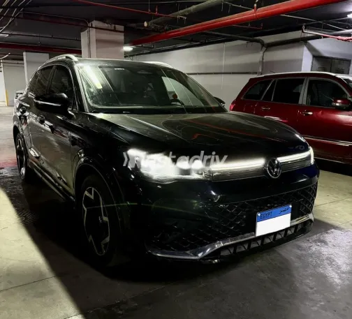 Volkswagen Tiguan 2025 White Used for Sale - 1