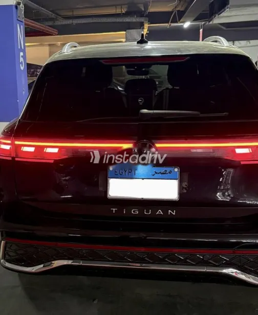 Volkswagen Tiguan 2025 White Used for Sale - 3