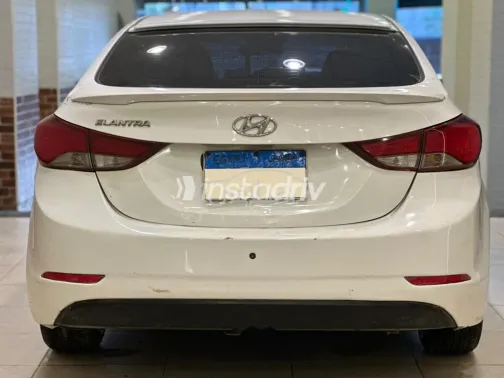 Hyundai Elantra 2016 White Used for Sale - 5