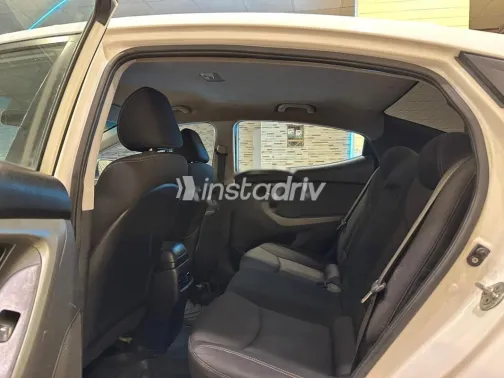 Hyundai Elantra 2016 White Used for Sale - 8
