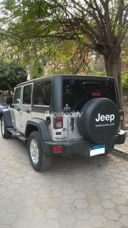 جيب رانجلر 2012 فضي مستعملة للبيع - 5