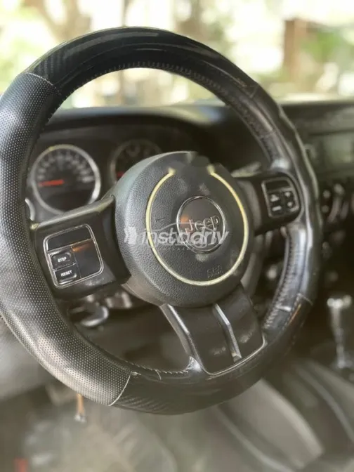 جيب رانجلر 2012 فضي مستعملة للبيع - 10