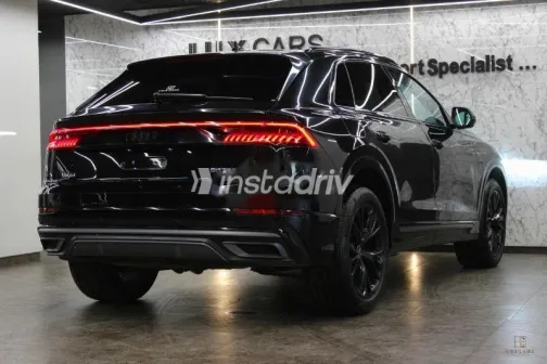 اودي Q8 2022 أسود مستعملة للبيع - 2