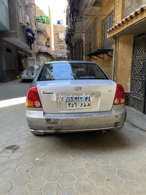 هيونداي فيرنا 2015 رمادي غامق مستعملة للبيع - 3