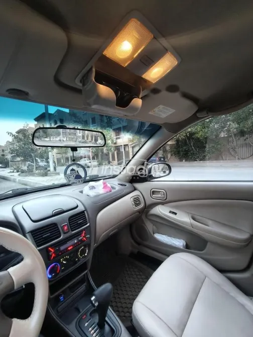 Nissan Sunny 2004 Gold Used for Sale - 7