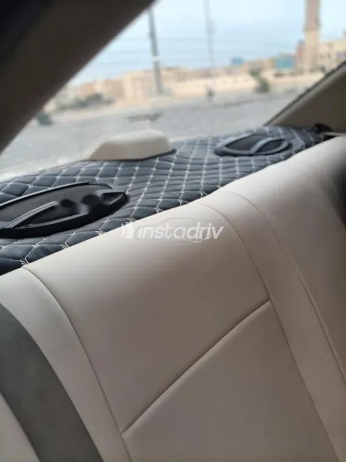 Nissan Sunny 2004 Gold Used for Sale - 8