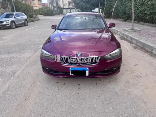 بي ام دبليو 3 Series 2017 أحمر مستعملة للبيع - 1