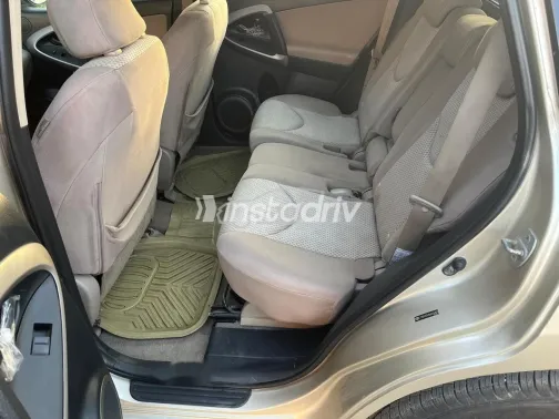Toyota Rav 4 2006 Gold Used for Sale - 4