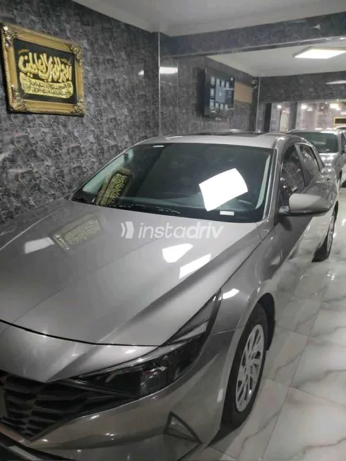 Hyundai Elantra CN7 2021 White Used for Sale - 4