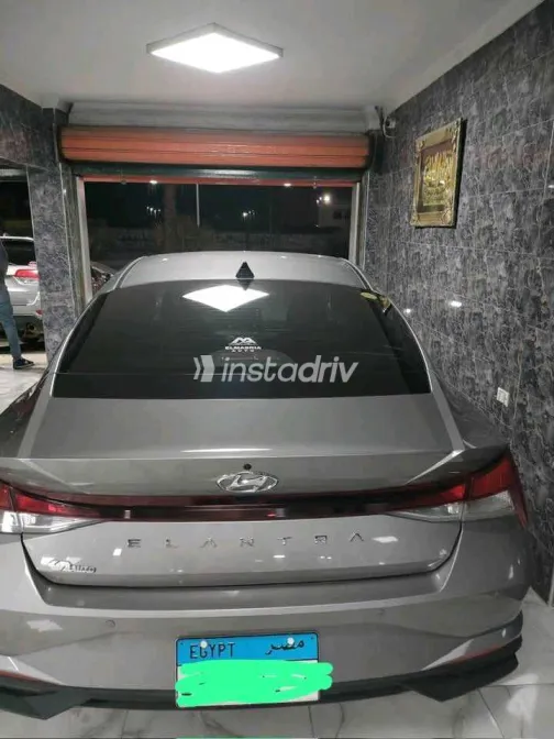 Hyundai Elantra CN7 2021 White Used for Sale - 6