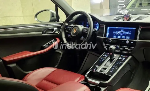 Porsche Macan 2026 Black Used for Sale - 3