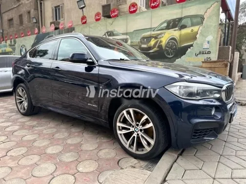 بي ام دبليو X6 2017 أزرق غامق مستعملة للبيع - 3