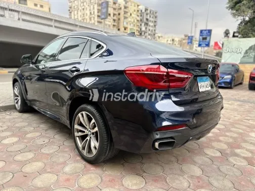 بي ام دبليو X6 2017 أزرق غامق مستعملة للبيع - 5