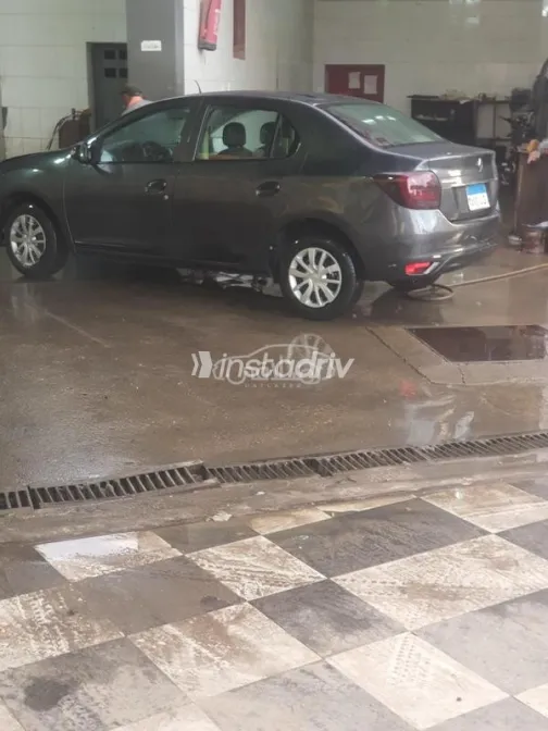 رينو لوجان 2019 أبيض مستعملة للبيع - 10