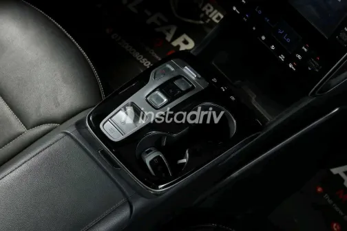 Hyundai Tucson 2024 White Used for Sale - 3