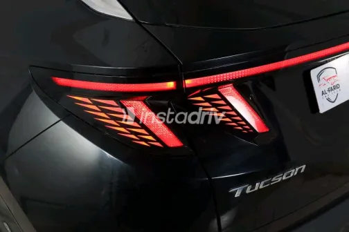 Hyundai Tucson 2024 White Used for Sale - 7