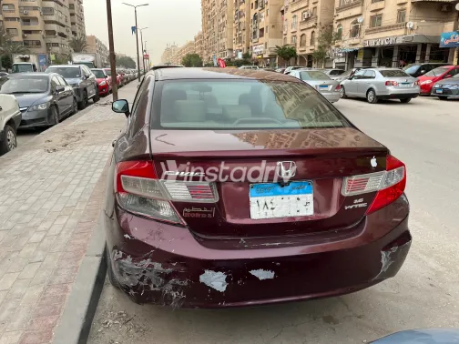 Honda Civic 2016 White Used for Sale - 9