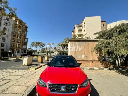 Seat Arona 2020 Red Used for Sale - 3