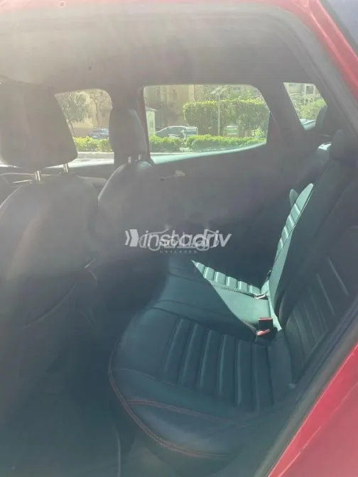 Seat Arona 2020 Red Used for Sale - 7