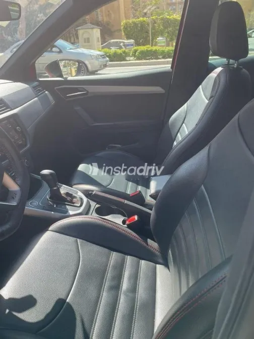 Seat Arona 2020 Red Used for Sale - 9