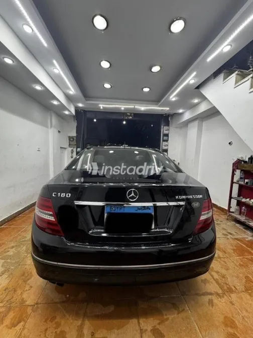 Mercedes C 180 2010 Black Used for Sale - 1