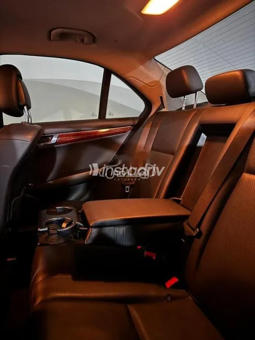 Mercedes C 180 2010 Black Used for Sale - 5