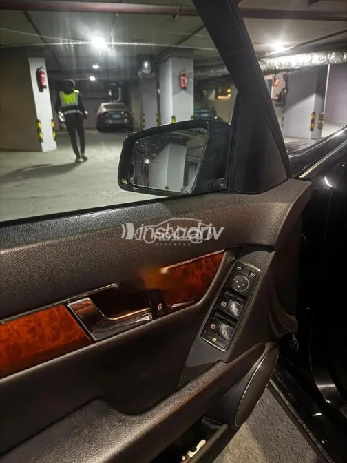 Mercedes C 180 2010 Black Used for Sale - 7