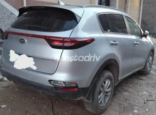 Kia Sportage 2022 White Used for Sale - 3