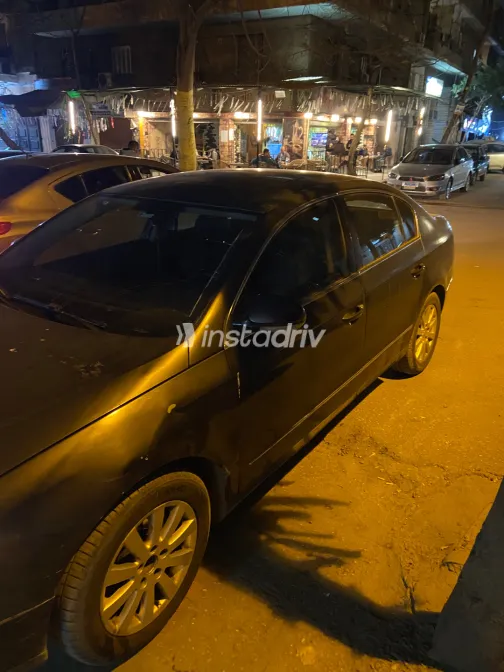 فولكس فاغن باسات 2006 أبيض مستعملة للبيع - 1